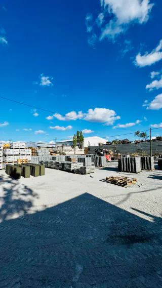 Memiş Beton Elemanları üretim ve stok sahası — üretim ve stok sahası genel görünümü